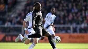  法甲-班巴-迪昂破門穆涅西扳平 洛里昂1-1巴黎FC