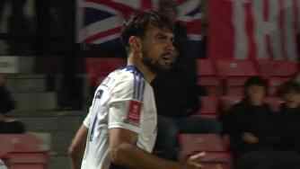  足總杯-瑞恩&middot;格雷頓雙響 索爾福德城3-2斯文登晉級將戰曼城