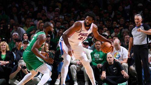 🏀埃奇库姆34+7 马克西40+6 恩比德9投1中 76人险胜绿军