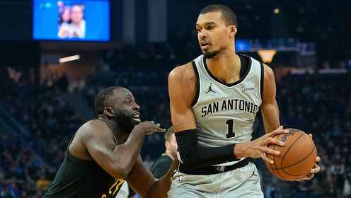 ??馬刺逆轉(zhuǎn)勇士取6連勝 文班25+9 福克斯27+8 追夢(mèng)17+12+8