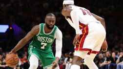 ??綠軍大勝熱火！杰倫&middot;布朗43+7 塔圖姆25+18+11 熱巴29+10