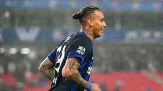 [咪咕全场集锦]中超-积分转正！武汉三镇2-0送浙江4轮不胜  贝维斯传射卡迪斯建功