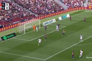 塞維扳回一球！奧索中路無(wú)人盯防端射破門(mén)，塞維利亞1-3巴薩