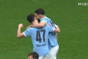 迅速打開局面！艾特-努里傳中造對手烏龍