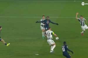  巴黎開場錯失良機！登貝萊主罰點球被撲出！