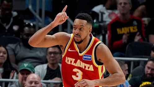 七記三分！麥科勒姆vs雄鹿獨攬30+3集錦