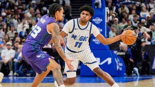 ??黃蜂7人上雙輕取魔術 克尼佩爾傷退&單節(jié)16分 班凱羅13中4