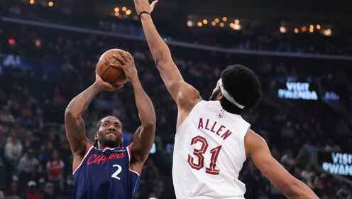 獨木難支！倫納德20中10拿下25分8板4助1斷 4次失誤