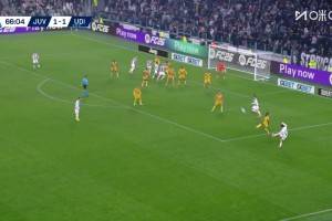 帶刀后衛(wèi)建功！加蒂后點(diǎn)泰山壓頂頭槌破門，尤文再次領(lǐng)先！