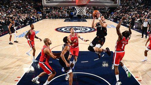 ?快船再负太阳四连败 小卡缺阵 布克21+10+9 哈登15中4&13+13