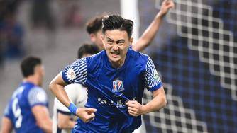中超-近7场6胜！申花3-0津门虎 陈晋一&蒋圣龙破门路易斯连场建功