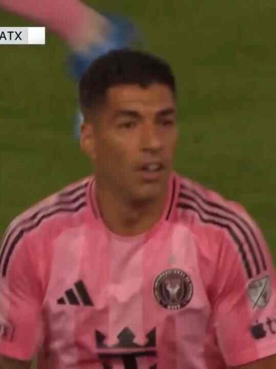 蘇亞雷斯替補救主！邁阿密角球開出，后點無人盯防的蘇亞雷斯破門