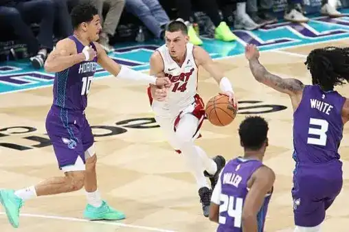 全場回放（英文原聲）