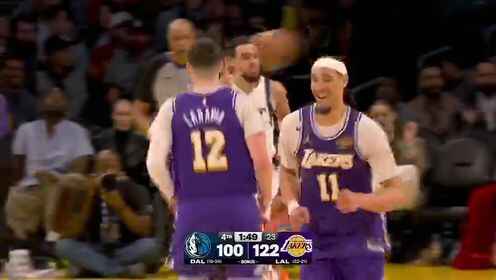 詹姆斯搶下最后一個(gè)籃板達(dá)成三雙 全場(chǎng)歡呼