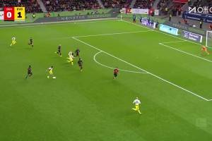 阿德耶米头球破门，，，，，多特第66分钟再入一球